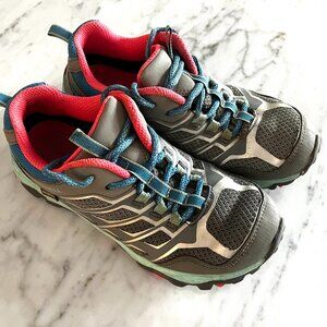 Merrell Moab Waterproof Hiking Shoe Girl's Size 3